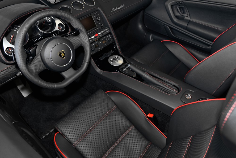 2013 Lamborghini Gallardo Image 3