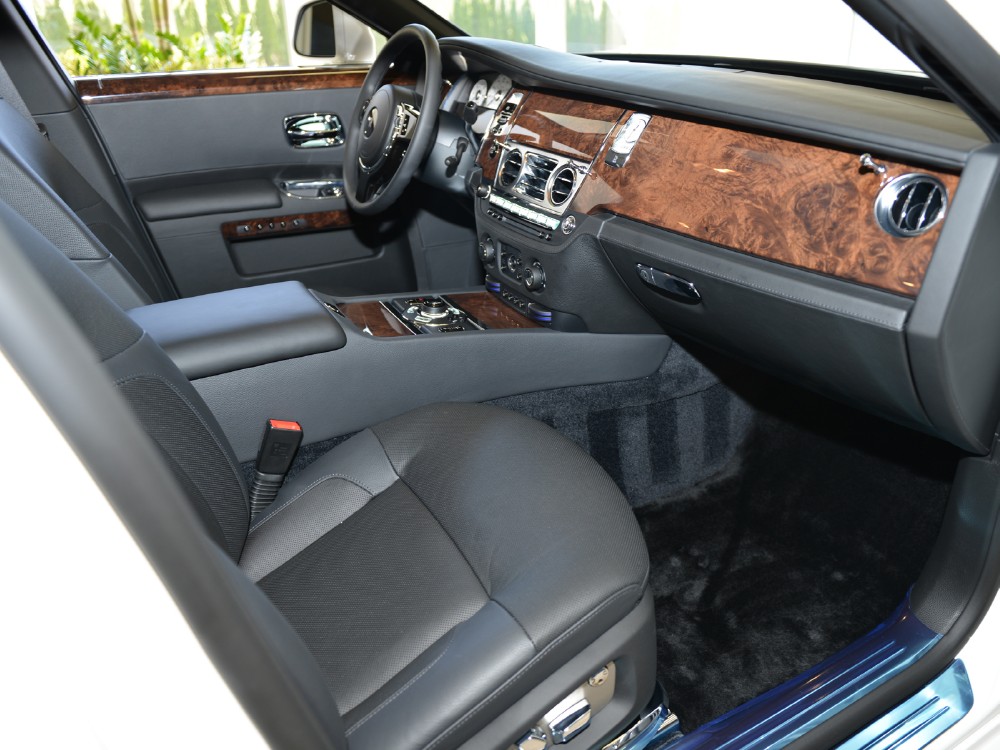 2013 Rolls-Royce Ghost Image 10