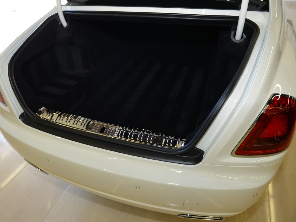 2013 Rolls-Royce Ghost Image 19