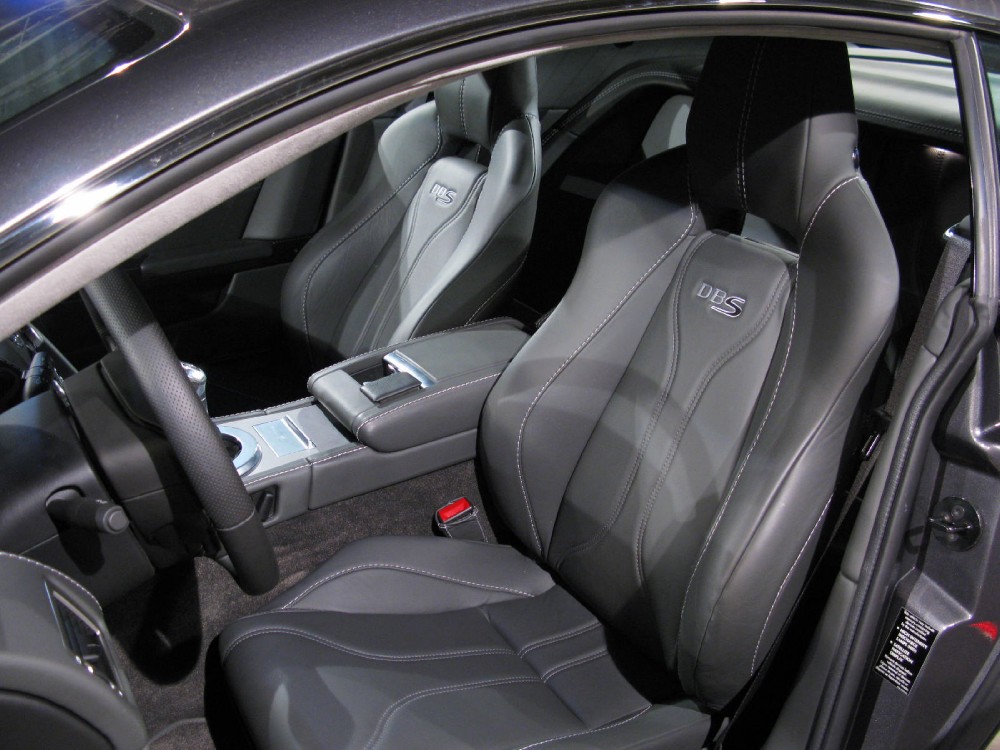 2009 Aston Martin DBS Image 11