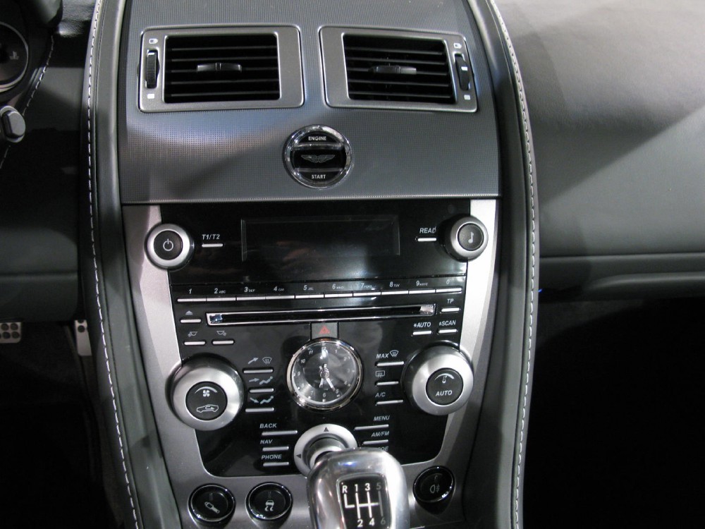 2009 Aston Martin DBS Image 14