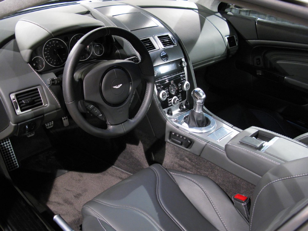 2009 Aston Martin DBS Image 3