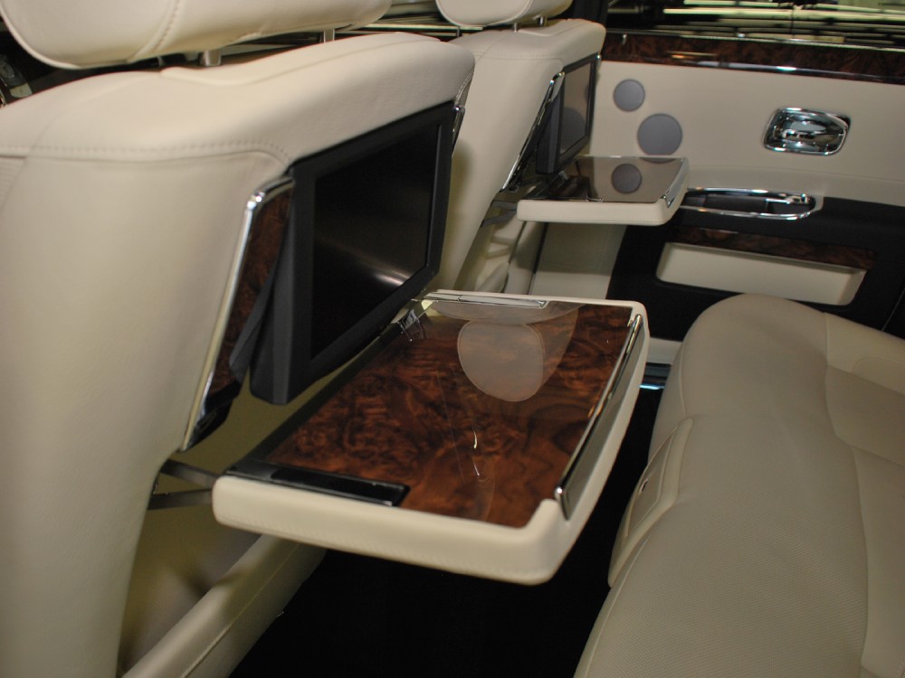 2013 Rolls-Royce Ghost Image 18