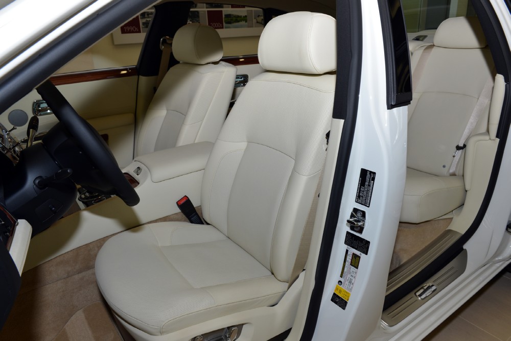 2013 Rolls-Royce Ghost Image 13