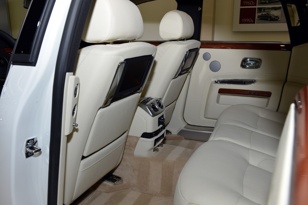 2013 Rolls-Royce Ghost Image 15