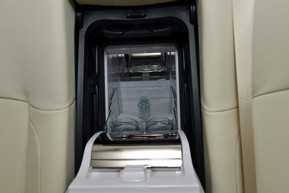 2013 Rolls-Royce Ghost Image 16