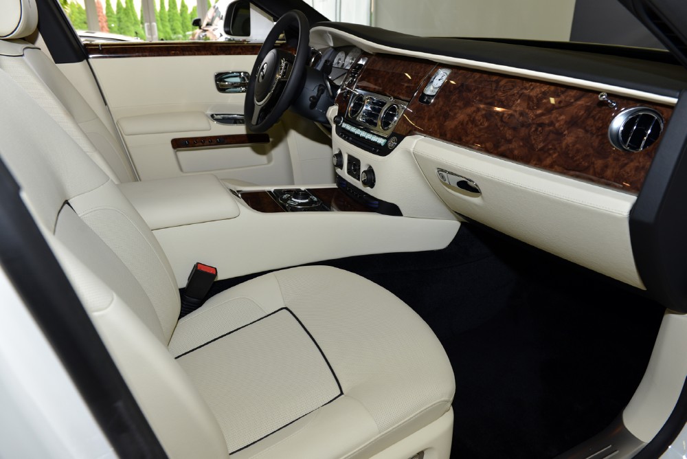 2013 Rolls-Royce Ghost Image 11