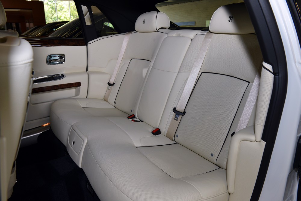 2013 Rolls-Royce Ghost Image 12