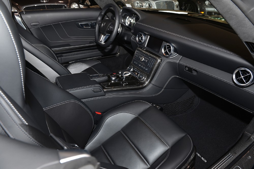 2012 Mercedes-Benz SLS-Class Image 12