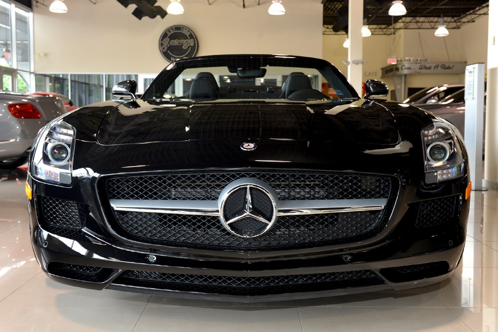 2012 Mercedes-Benz SLS-Class Image 5