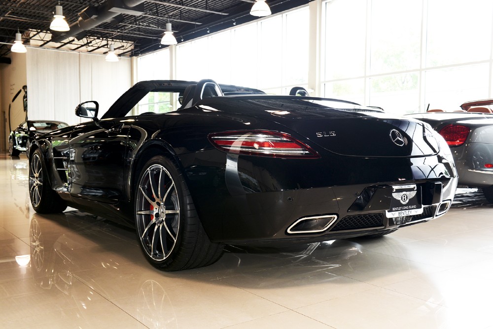 2012 Mercedes-Benz SLS-Class Image 7