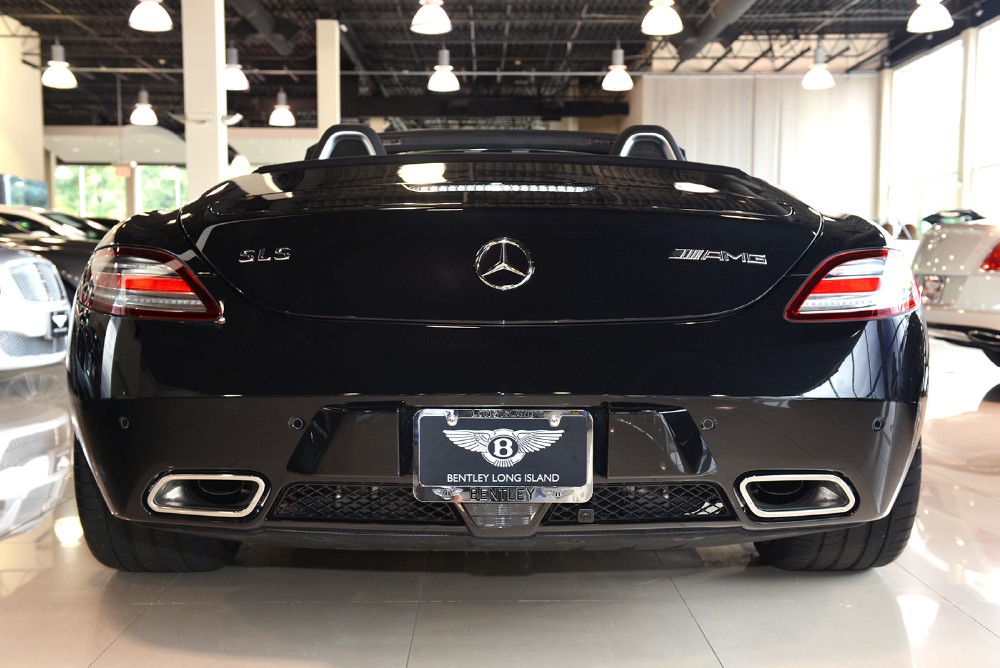 2012 Mercedes-Benz SLS-Class Image 8