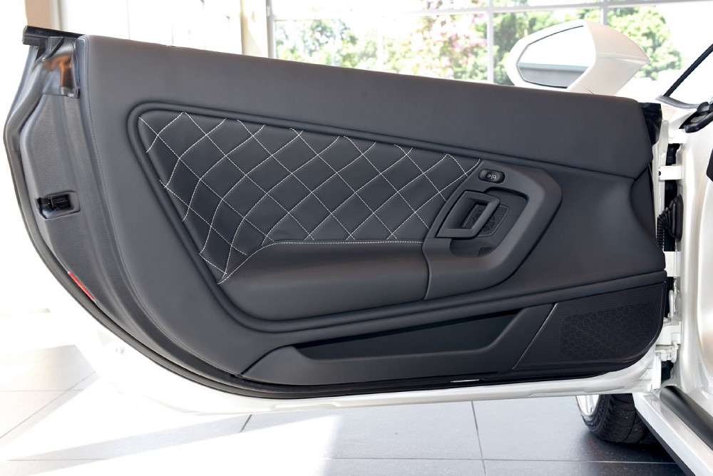 2013 Lamborghini Gallardo Image 11
