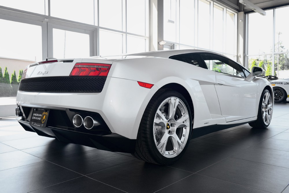 2013 Lamborghini Gallardo Image 2