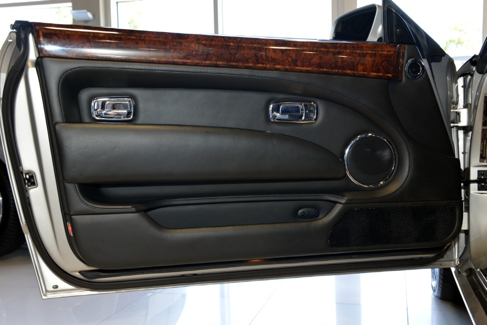 2008 Bentley Azure Image 16