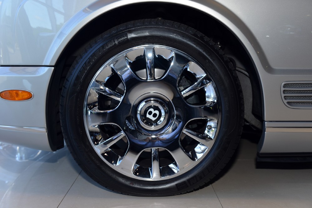 2008 Bentley Azure Image 4