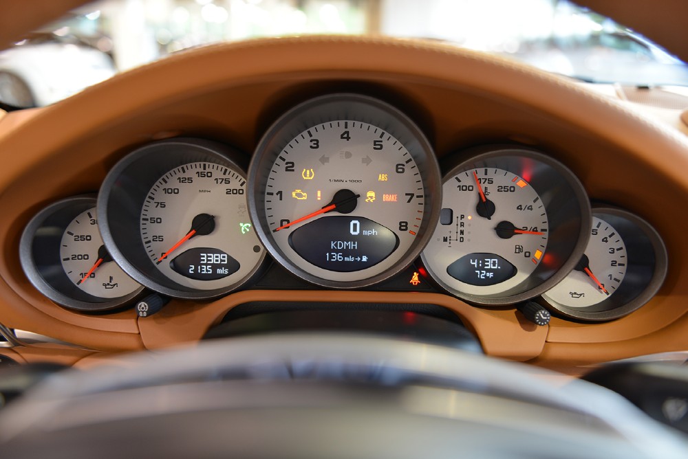 2011 Porsche 911 Image 12