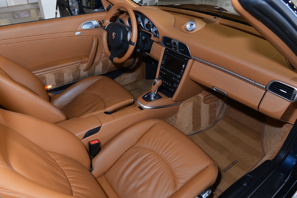 2011 Porsche 911 Image 15