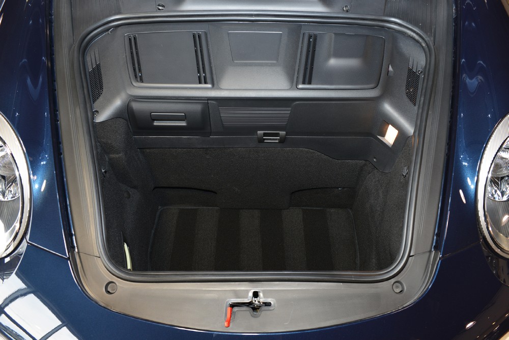 2011 Porsche 911 Image 18