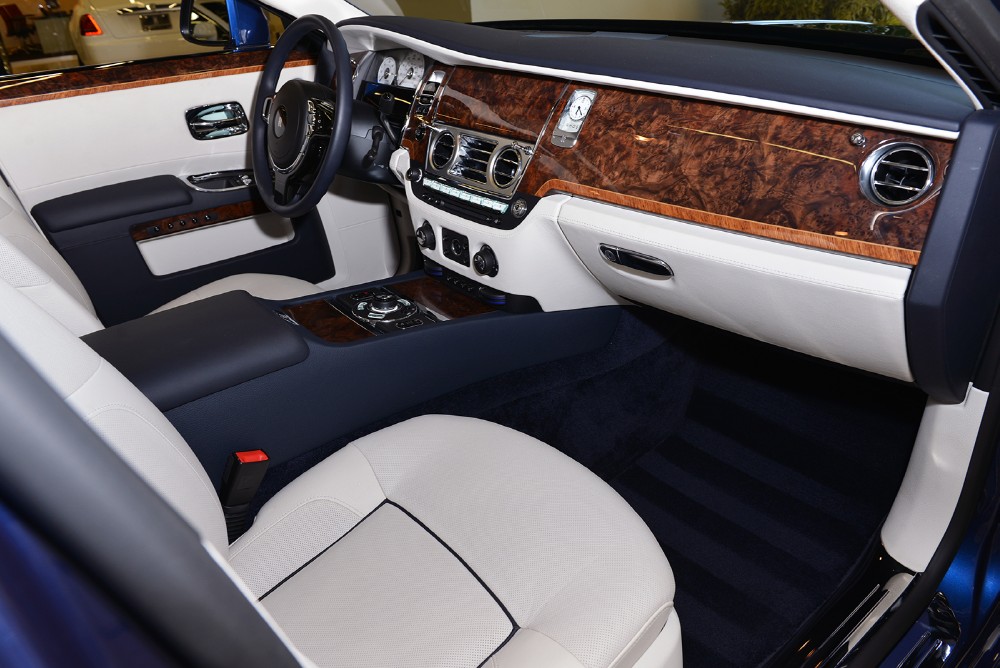 2013 Rolls-Royce Ghost Image 12