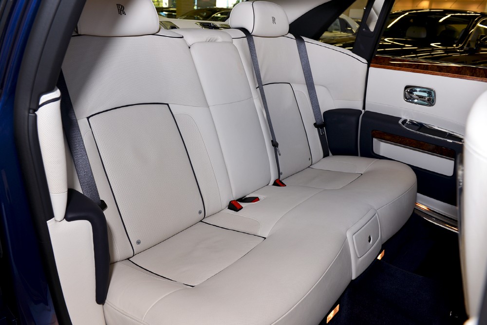 2013 Rolls-Royce Ghost Image 18