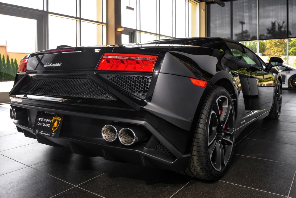 2014 Lamborghini Gallardo Image 2