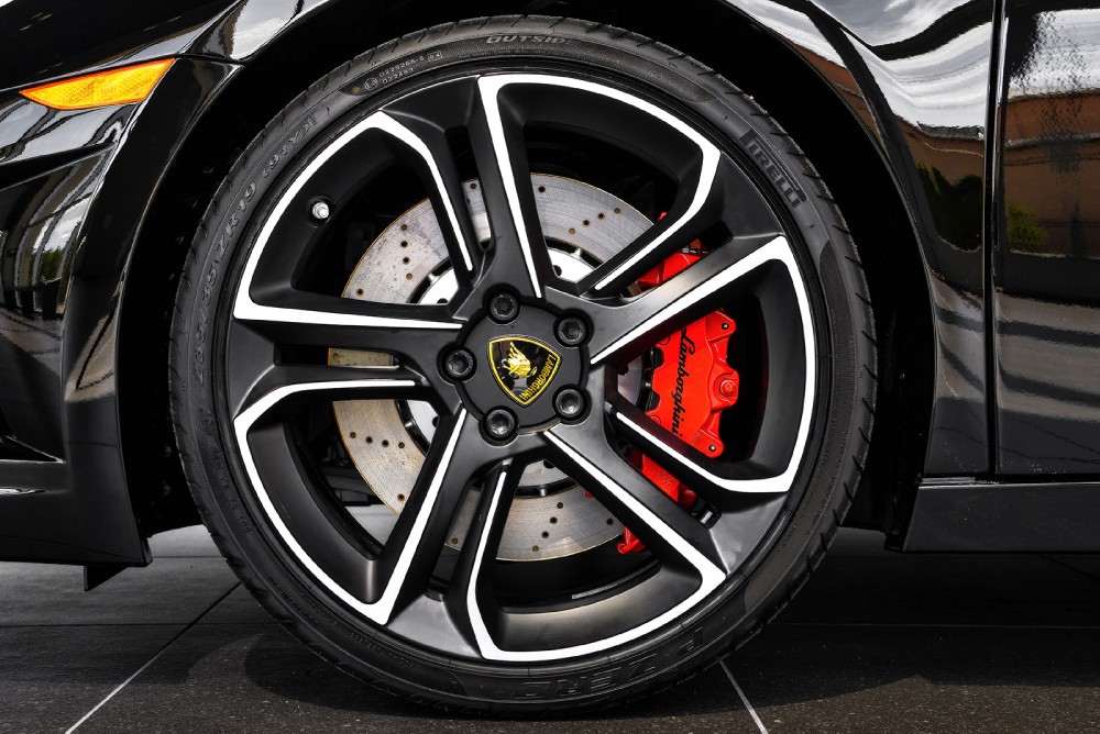 2014 Lamborghini Gallardo Image 4