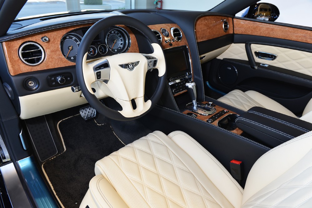 2014 Bentley Flying Spur Image 3
