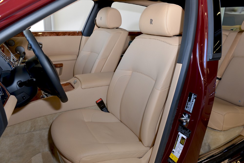 2013 Rolls-Royce Ghost Image 10