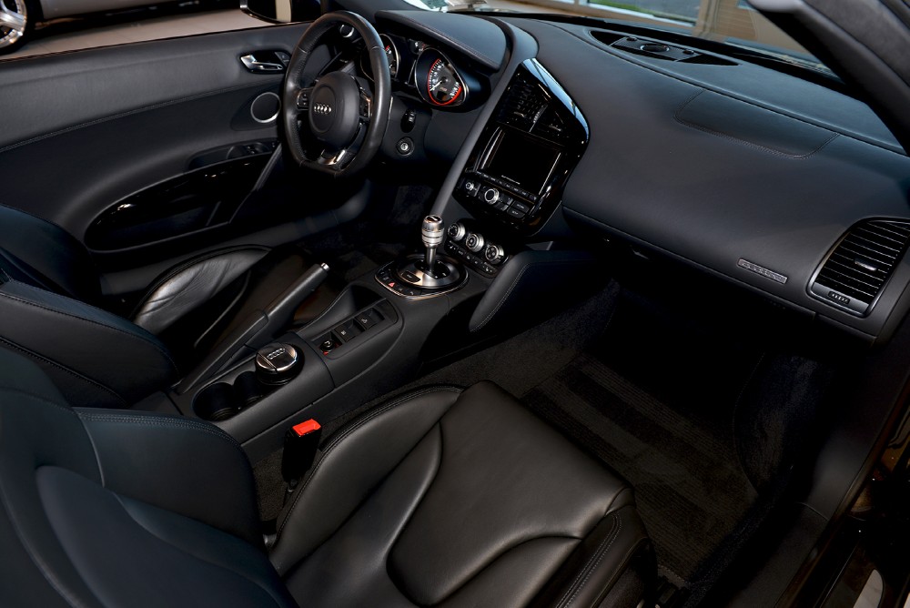 2011 Audi R8 Image 13
