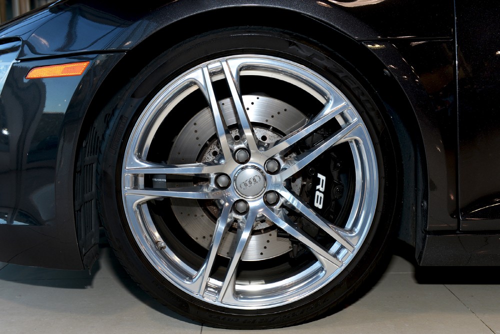 2011 Audi R8 Image 4
