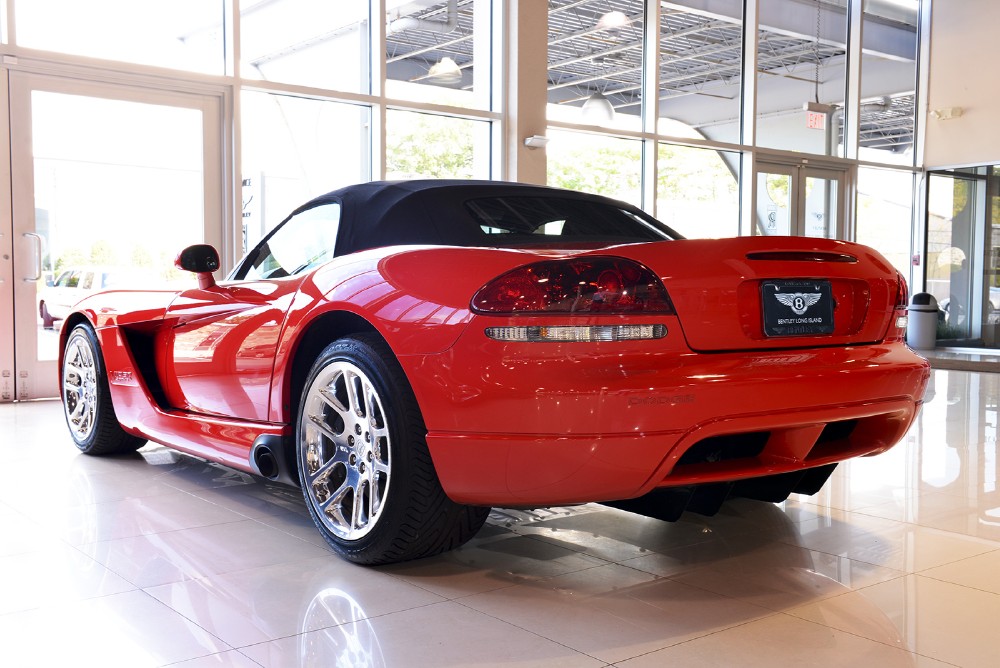 2003 Dodge Viper Image 11