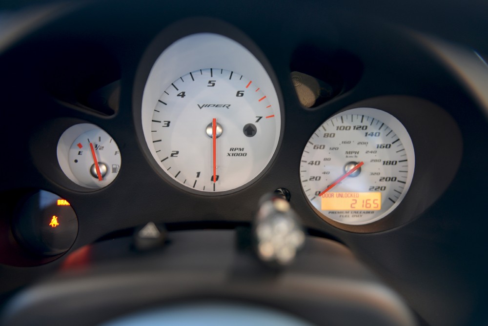 2003 Dodge Viper Image 12