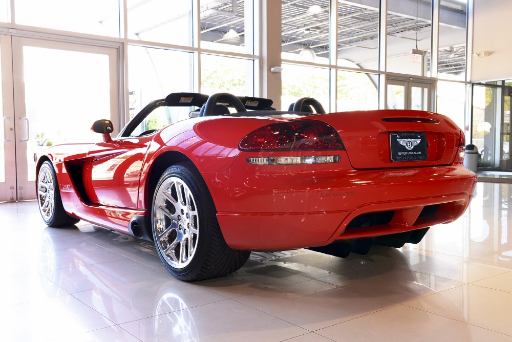 2003 Dodge Viper Image 8