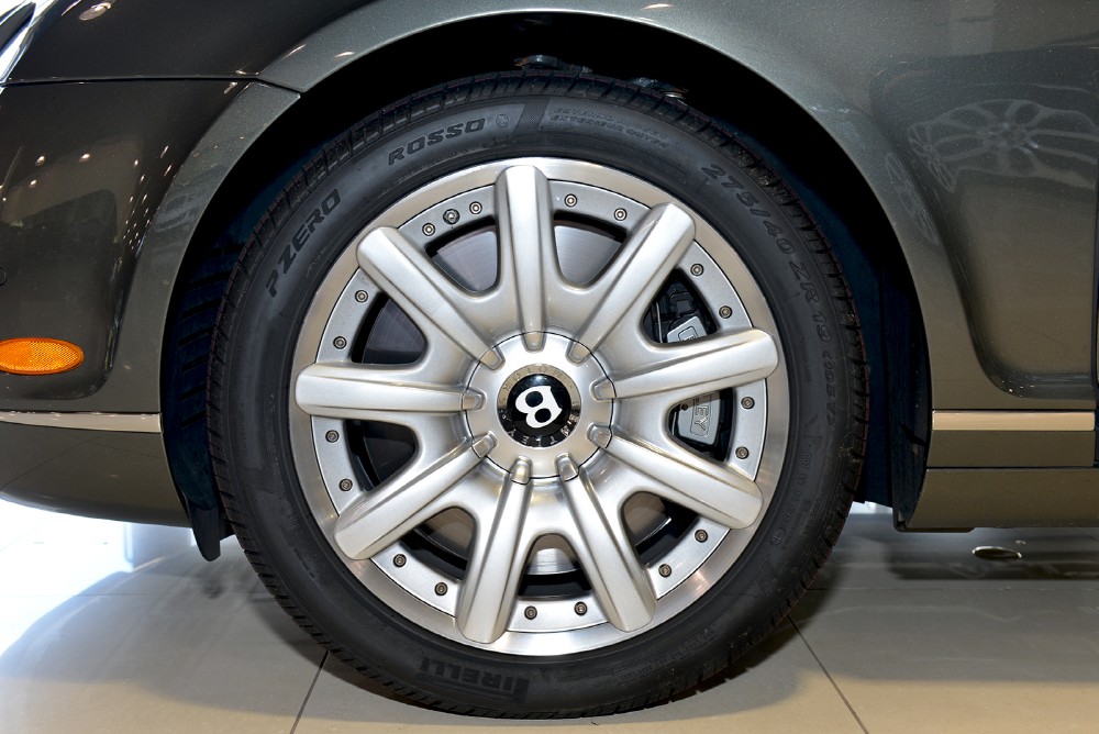 2005 Bentley Continental GT Image 4
