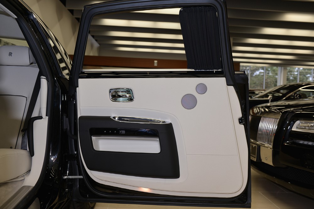 2013 Rolls-Royce Ghost EWB Image 17