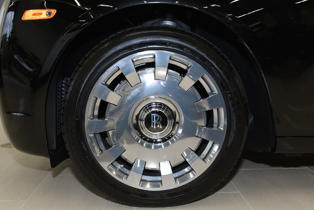 2013 Rolls-Royce Ghost EWB Image 4