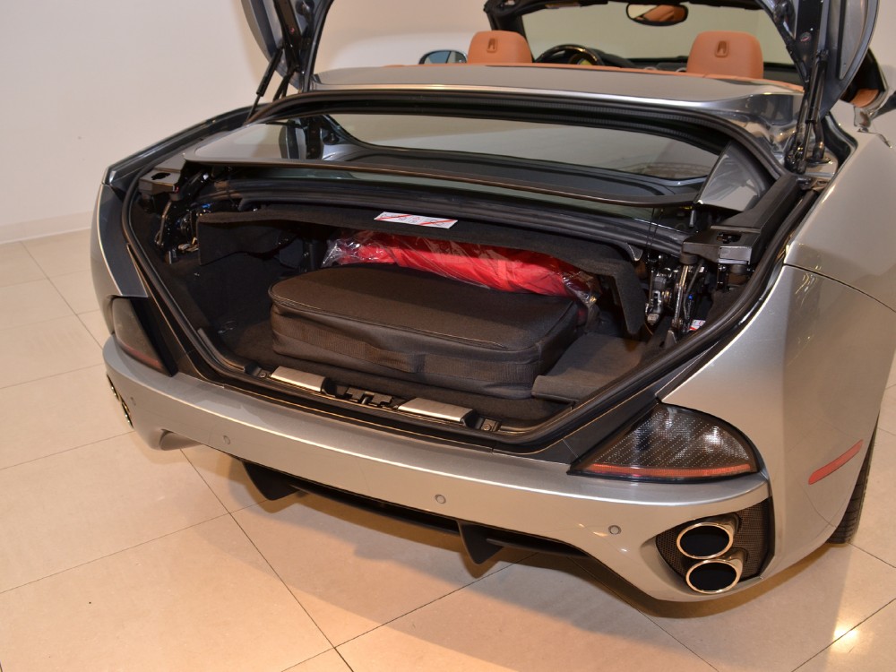 2010 Ferrari California Image 29