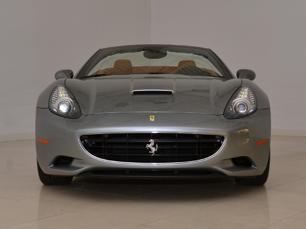 2010 Ferrari California Image 7
