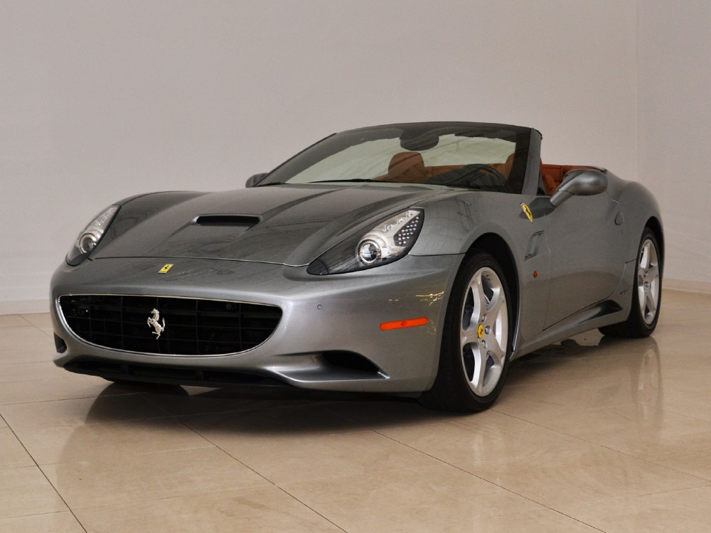 2010 Ferrari California Image 1