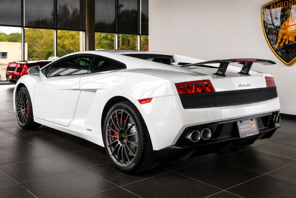 2014 Lamborghini Gallardo Image 2