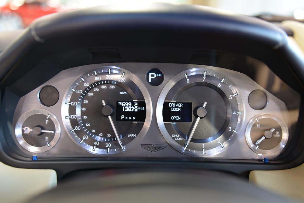 2006 Aston Martin DB9 Image 11