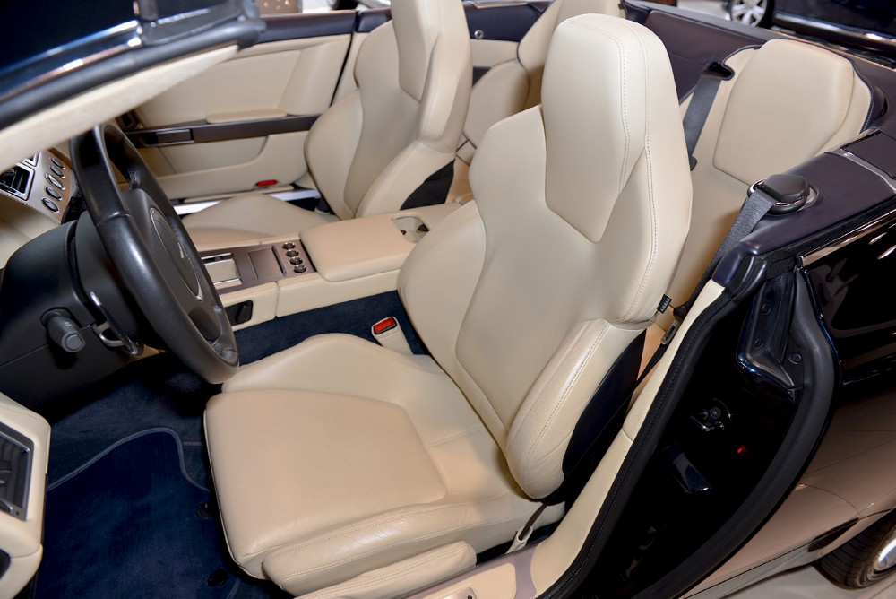 2006 Aston Martin DB9 Image 12