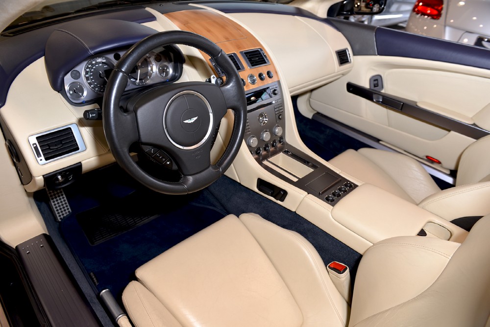 2006 Aston Martin DB9 Image 3