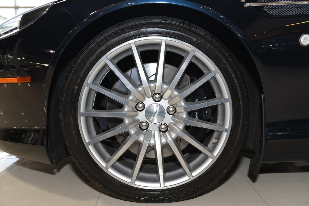 2006 Aston Martin DB9 Image 4