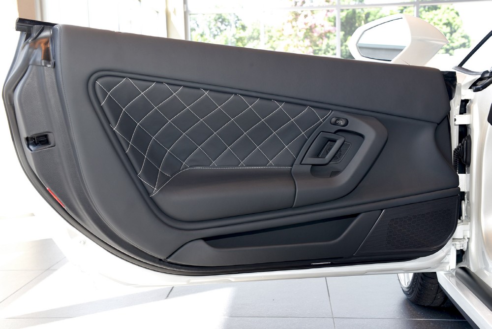 2013 Lamborghini Gallardo Image 11