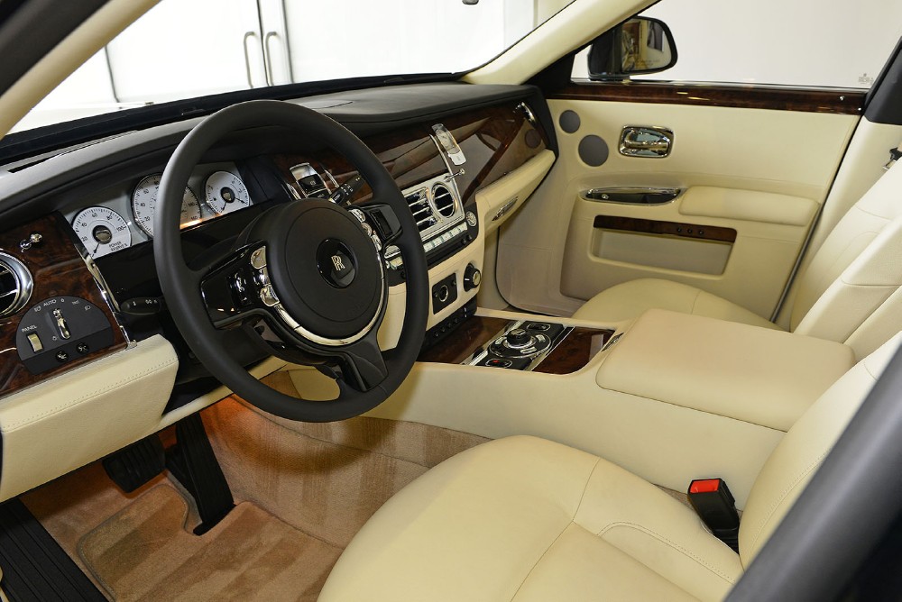 2013 Rolls-Royce Ghost EWB Image 3