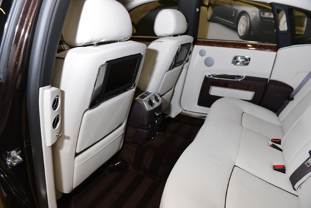 2014 Rolls-Royce Ghost Image 13