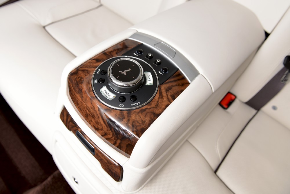 2014 Rolls-Royce Ghost Image 15