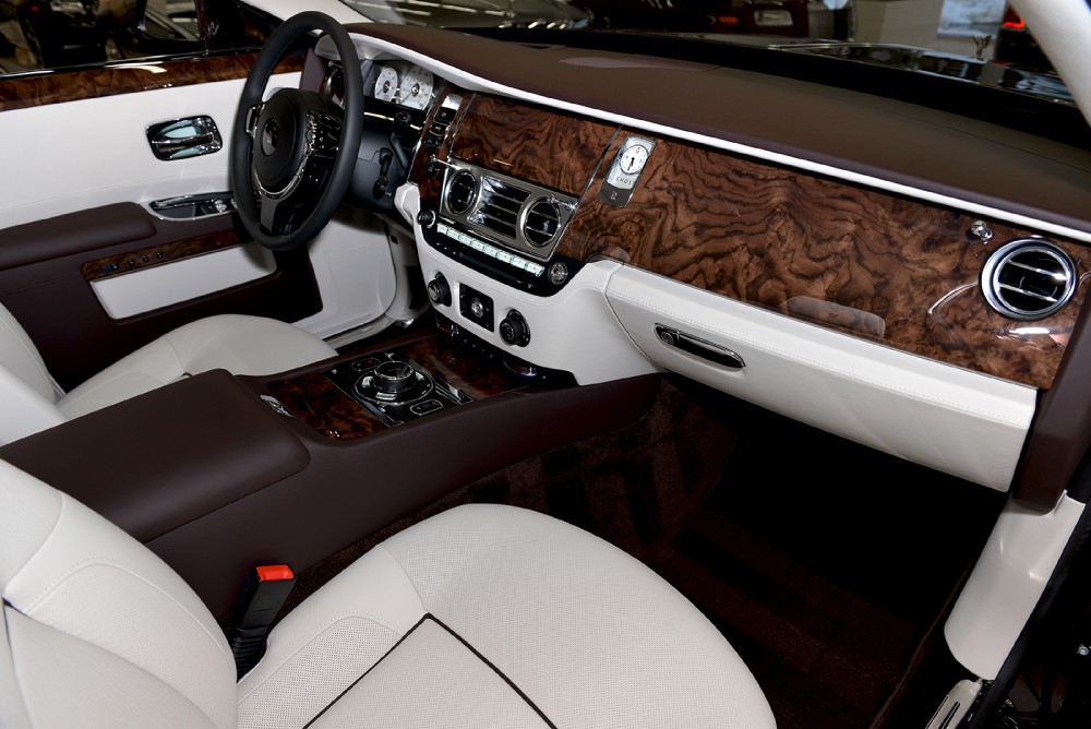 2014 Rolls-Royce Ghost Image 9